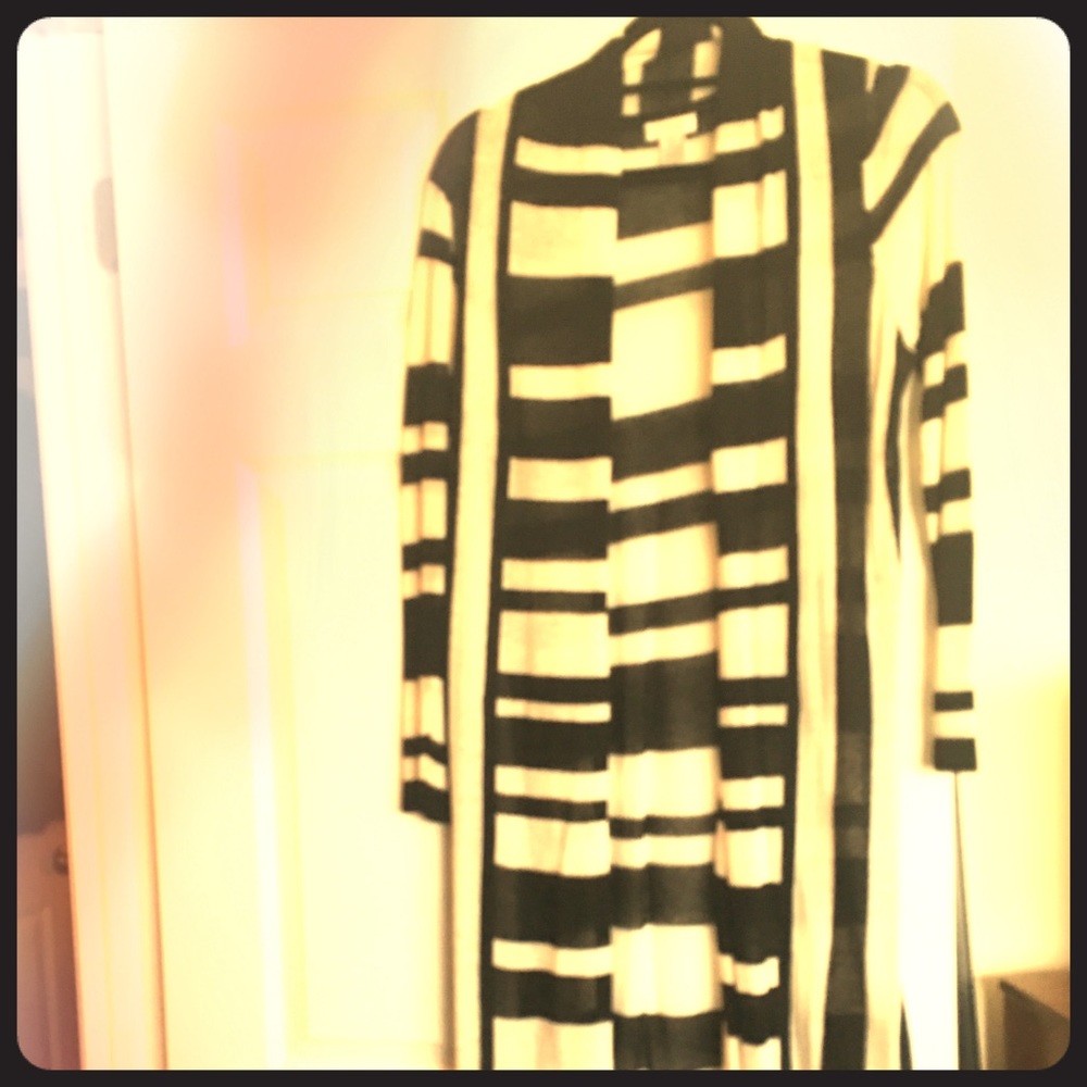 Long black and white knit duster